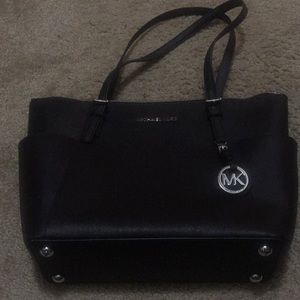 Michael Kors Jet Set Tote